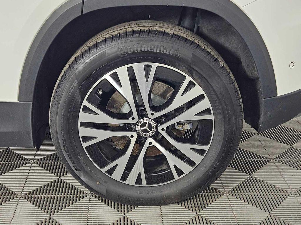 used 2025 Mercedes-Benz GLA 250 car, priced at $40,998
