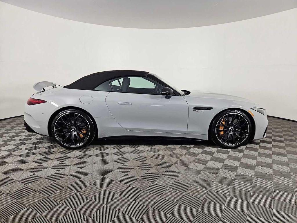 new 2025 Mercedes-Benz AMG SL 63 car, priced at $200,704