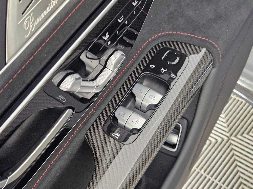 new 2025 Mercedes-Benz AMG SL 63 car, priced at $200,704