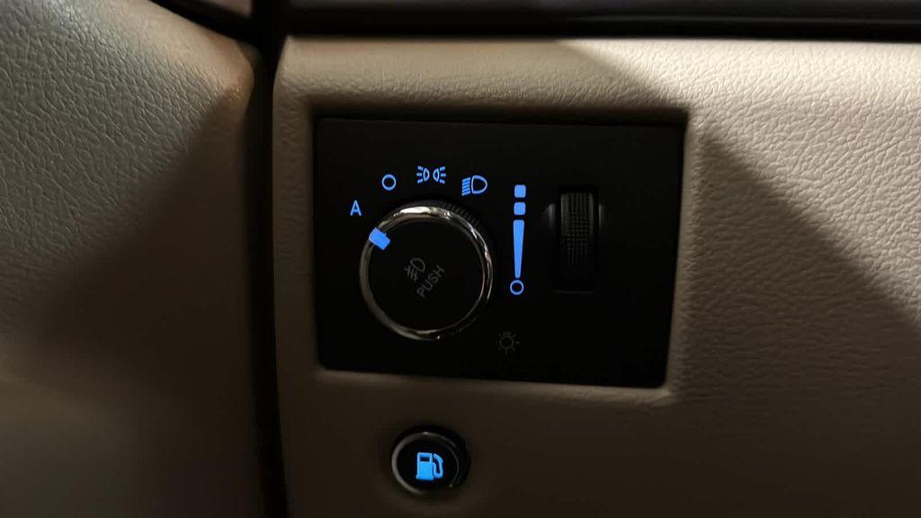 used 2022 Jeep Grand Cherokee car, priced at $23,990