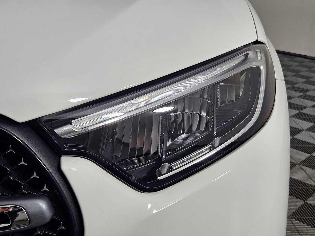 new 2025 Mercedes-Benz GLC 350e car, priced at $68,865