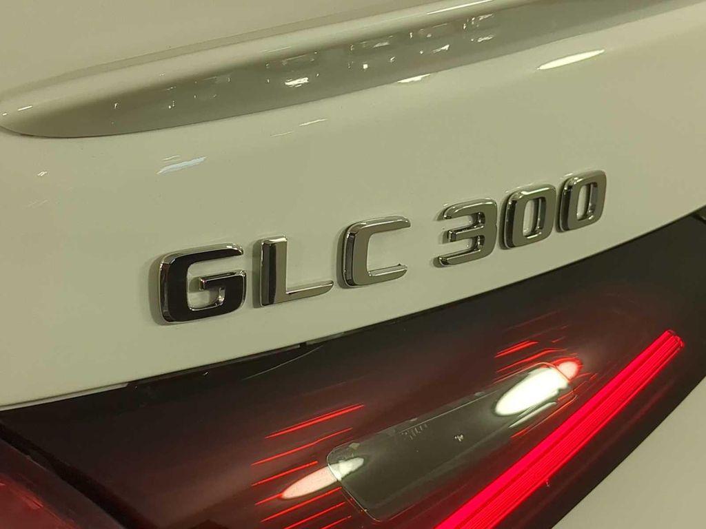 new 2026 Mercedes-Benz GLC 300 car, priced at $67,250