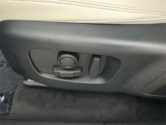 used 2020 Land Rover Range Rover Velar car, priced at $32,990