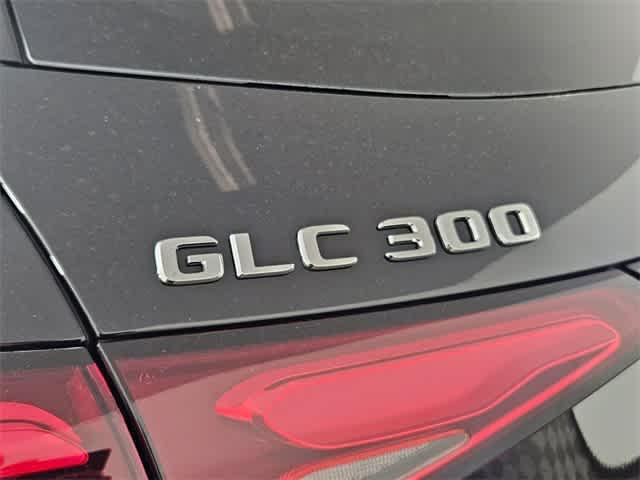 new 2025 Mercedes-Benz GLC 300 car, priced at $54,700