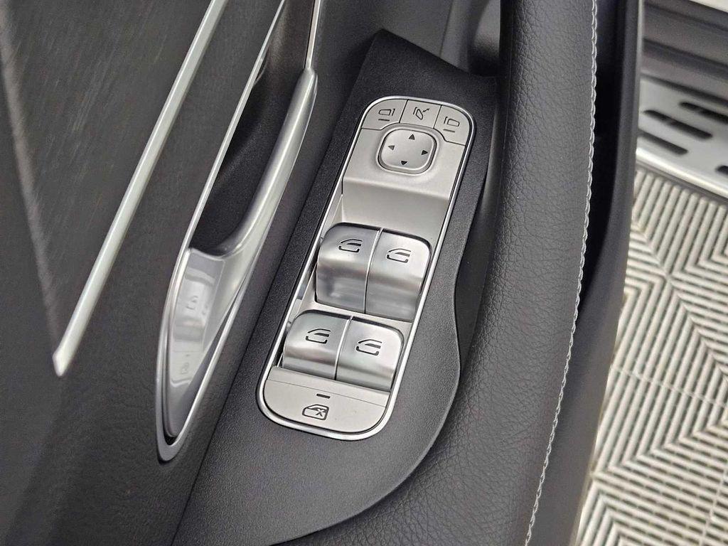 new 2025 Mercedes-Benz GLS 450 car, priced at $90,247