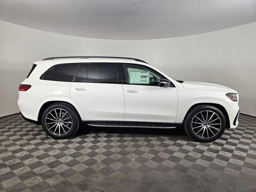 new 2025 Mercedes-Benz GLS 450 car, priced at $90,247
