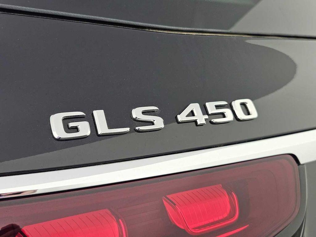 new 2025 Mercedes-Benz GLS 450 car, priced at $90,247