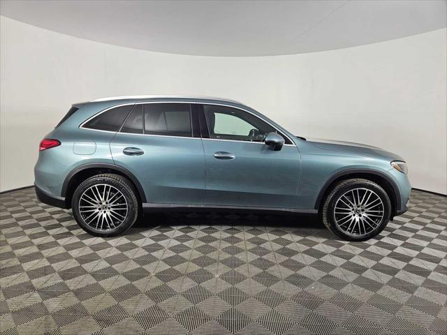 new 2025 Mercedes-Benz GLC 300 car, priced at $59,900