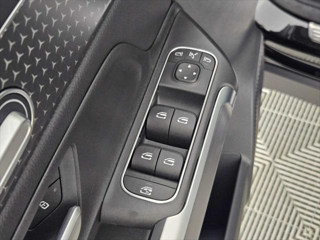new 2025 Mercedes-Benz GLB 250 car, priced at $53,685