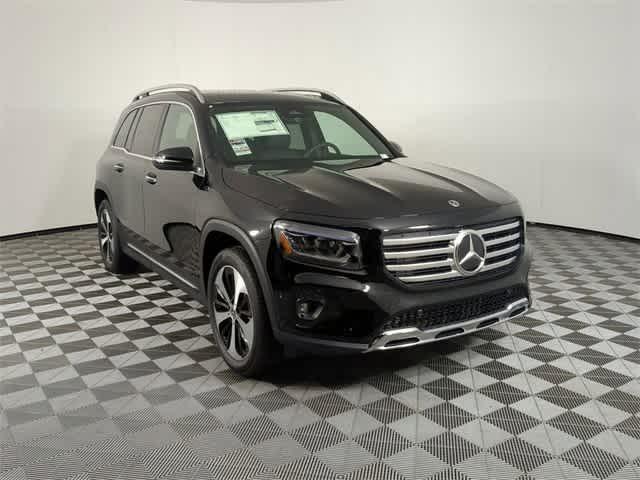 new 2025 Mercedes-Benz GLB 250 car, priced at $52,895