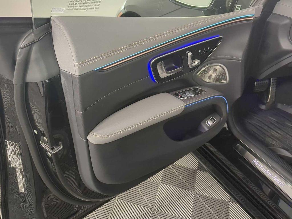 new 2025 Mercedes-Benz EQS 450 car, priced at $106,917