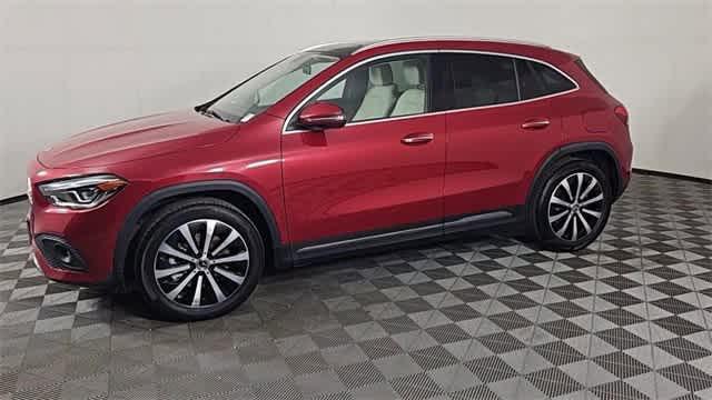 used 2021 Mercedes-Benz GLA 250 car, priced at $29,998