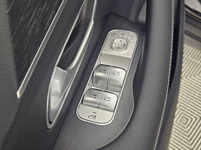 new 2025 Mercedes-Benz GLS 450 car, priced at $91,945