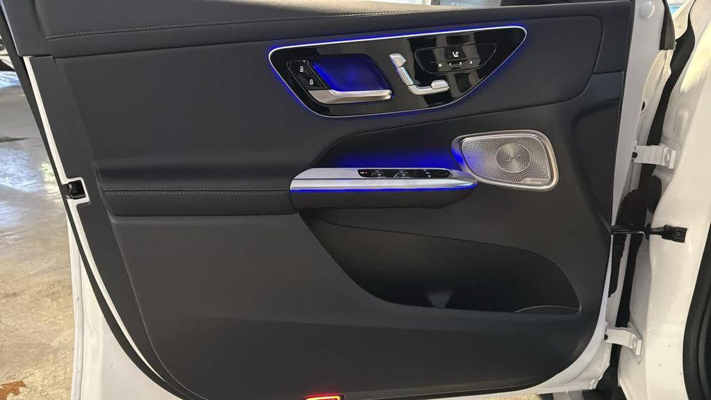 new 2026 Mercedes-Benz GLC 300 car, priced at $60,585