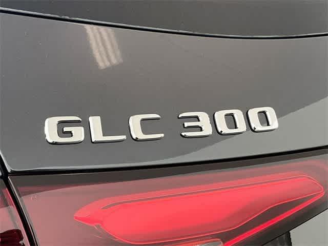 new 2024 Mercedes-Benz GLC 300 car, priced at $58,685