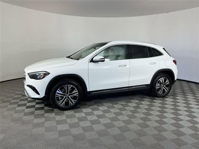 used 2025 Mercedes-Benz GLA 250 car, priced at $42,998