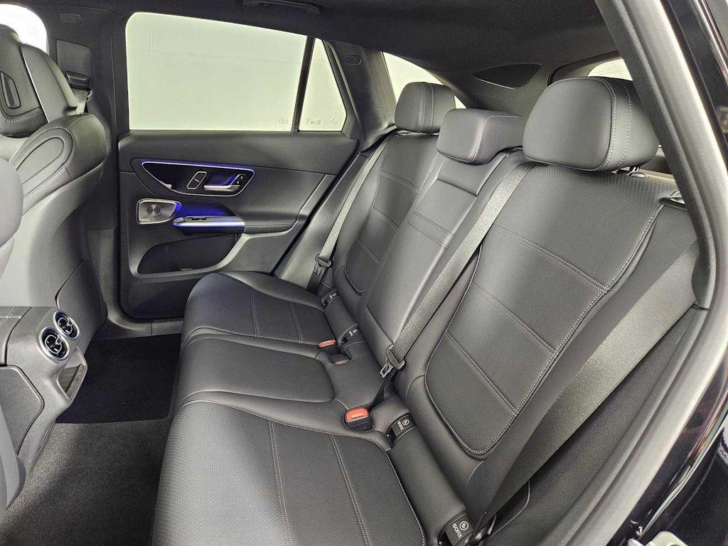new 2025 Mercedes-Benz GLC 300 car, priced at $58,585
