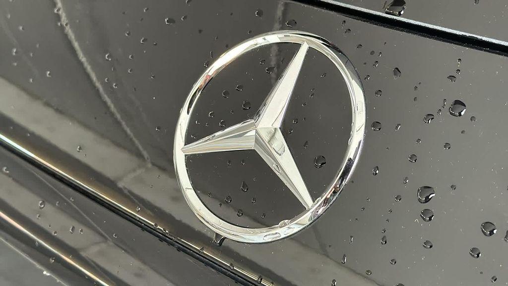 new 2026 Mercedes-Benz GLC 300 car, priced at $58,450