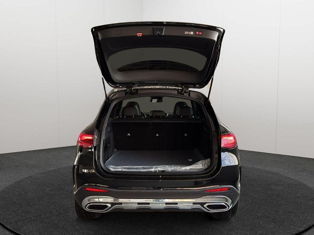 new 2026 Mercedes-Benz GLC 300 car, priced at $58,450