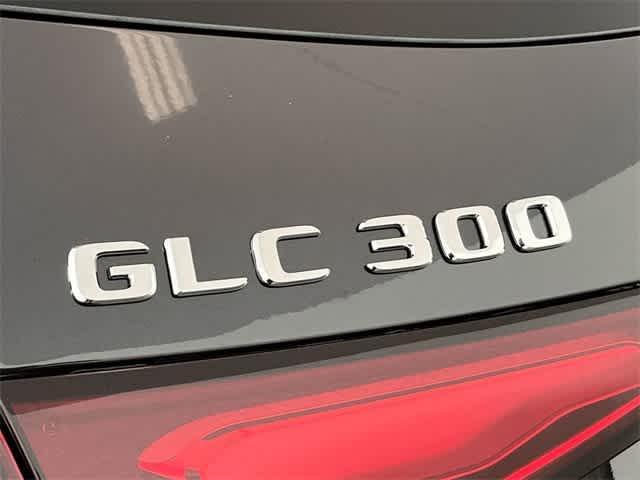 new 2024 Mercedes-Benz GLC 300 car, priced at $61,795
