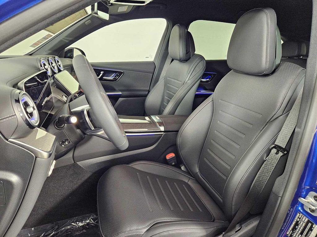 new 2025 Mercedes-Benz GLC 300 car, priced at $61,635