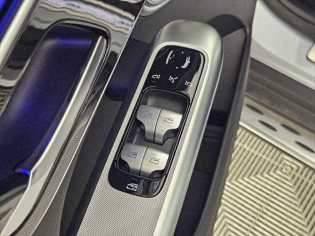 new 2025 Mercedes-Benz GLC 300 car, priced at $60,115