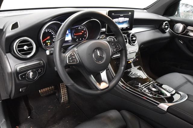used 2019 Mercedes-Benz GLC 300 car