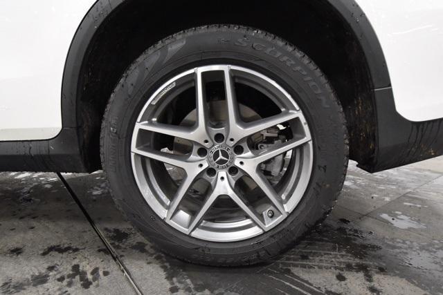 used 2019 Mercedes-Benz GLC 300 car
