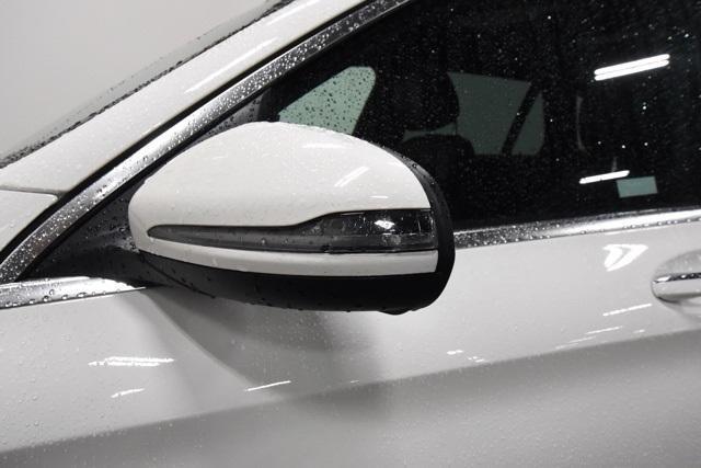 used 2019 Mercedes-Benz GLC 300 car