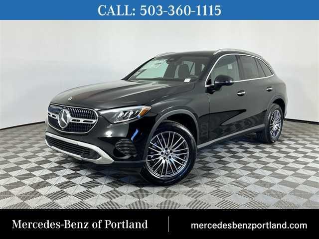 new 2024 Mercedes-Benz GLC 300 car, priced at $54,310