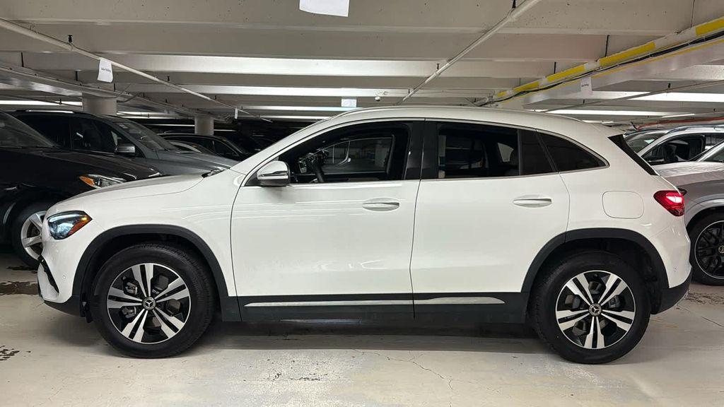 used 2025 Mercedes-Benz GLA 250 car, priced at $38,990