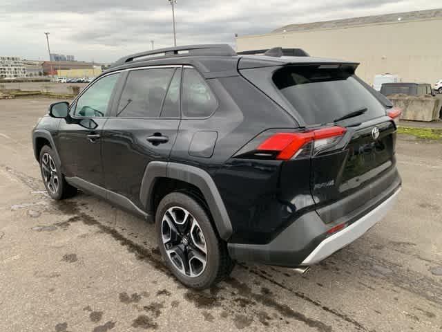 used 2020 Toyota RAV4 car, priced at $31,998