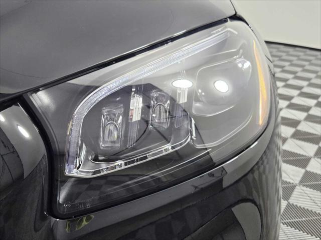 new 2025 Mercedes-Benz GLS 450 car, priced at $102,730