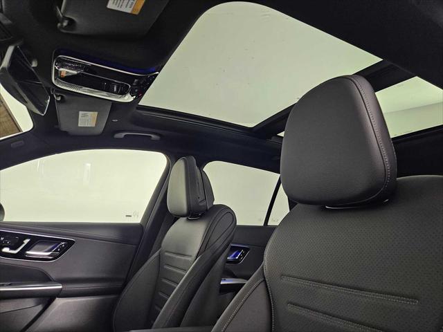 new 2025 Mercedes-Benz GLC 300 car, priced at $60,585