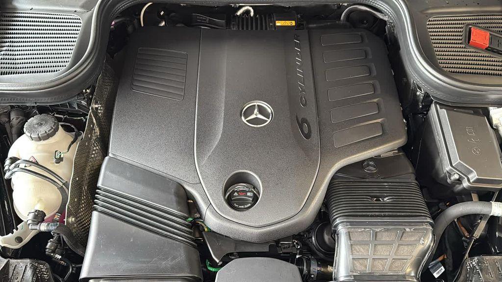 new 2026 Mercedes-Benz GLS 450 car, priced at $93,615
