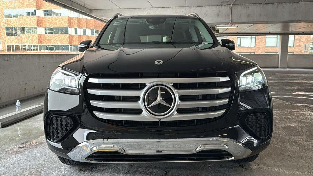 new 2026 Mercedes-Benz GLS 450 car, priced at $93,615