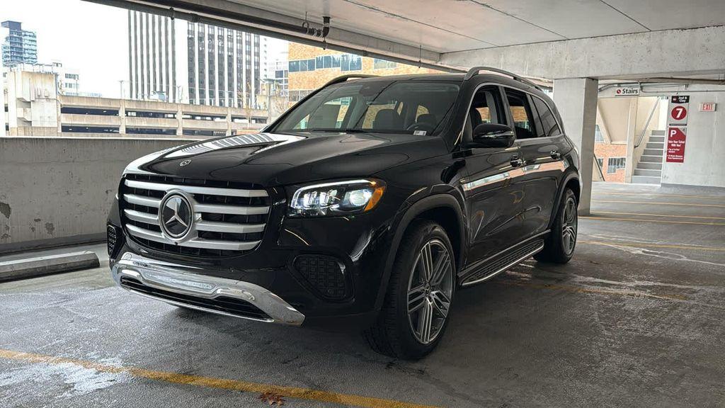 new 2026 Mercedes-Benz GLS 450 car, priced at $93,615