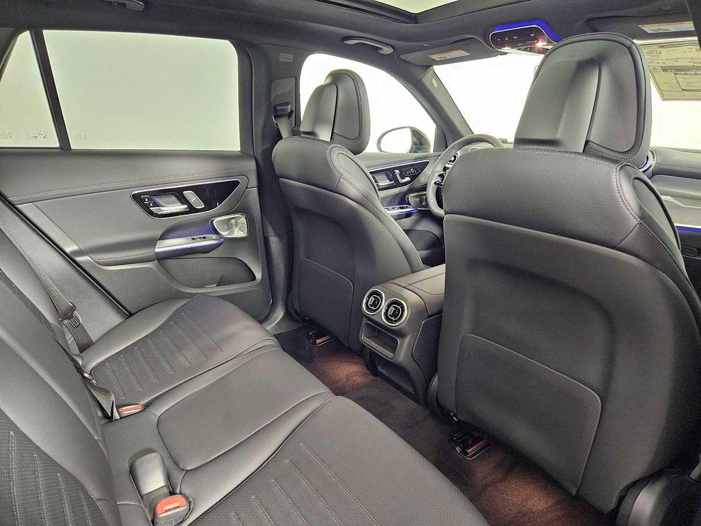new 2025 Mercedes-Benz GLC 300 car, priced at $58,847