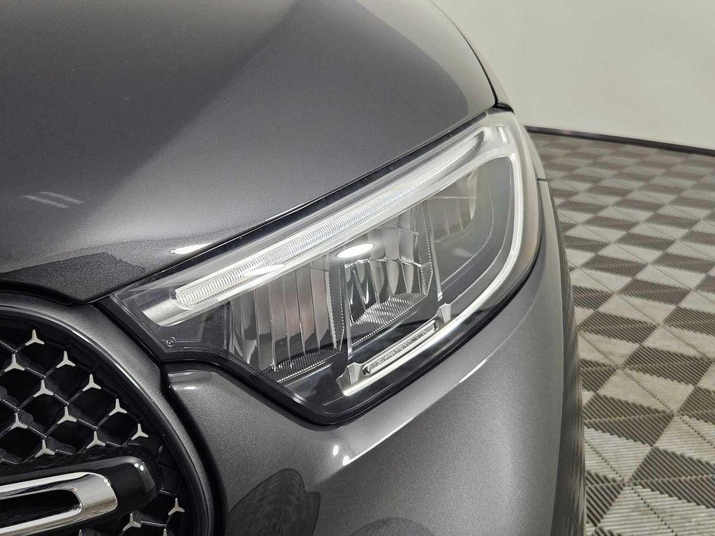 new 2025 Mercedes-Benz GLC 300 car, priced at $58,847