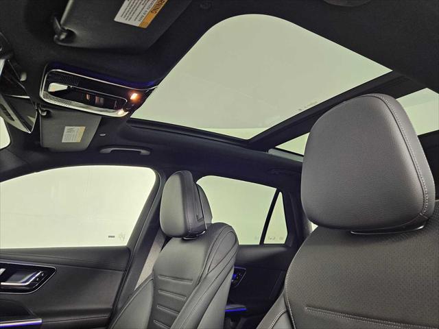 new 2025 Mercedes-Benz GLC 300 car, priced at $63,965