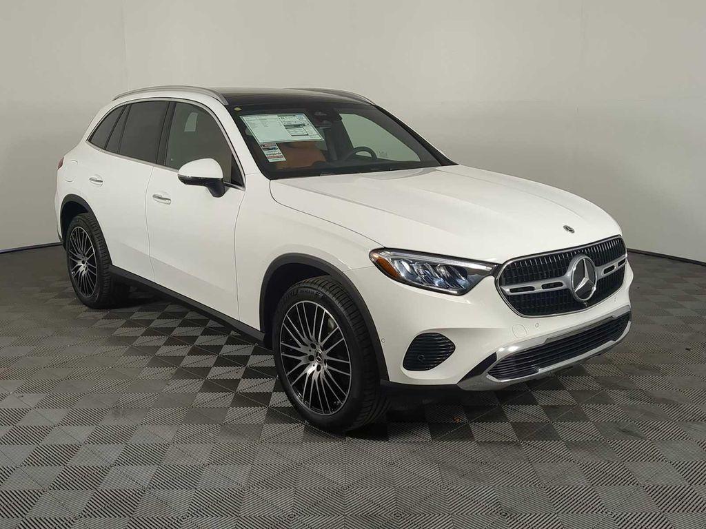 new 2026 Mercedes-Benz GLC 300 car, priced at $58,925