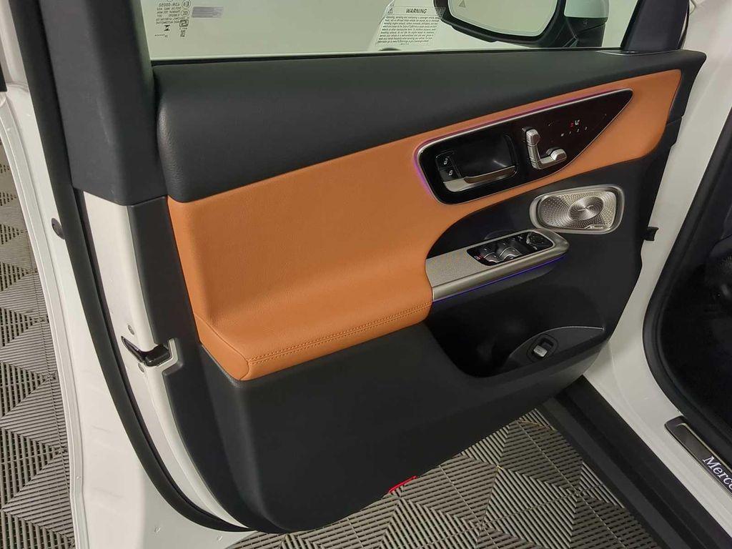 new 2026 Mercedes-Benz GLC 300 car, priced at $58,925