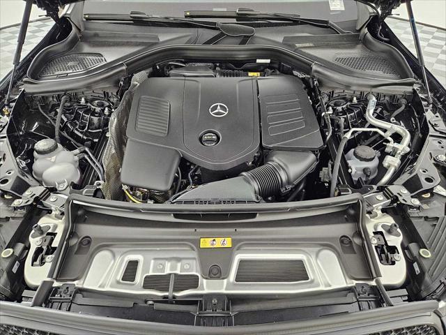 new 2025 Mercedes-Benz GLC 300 car, priced at $66,925