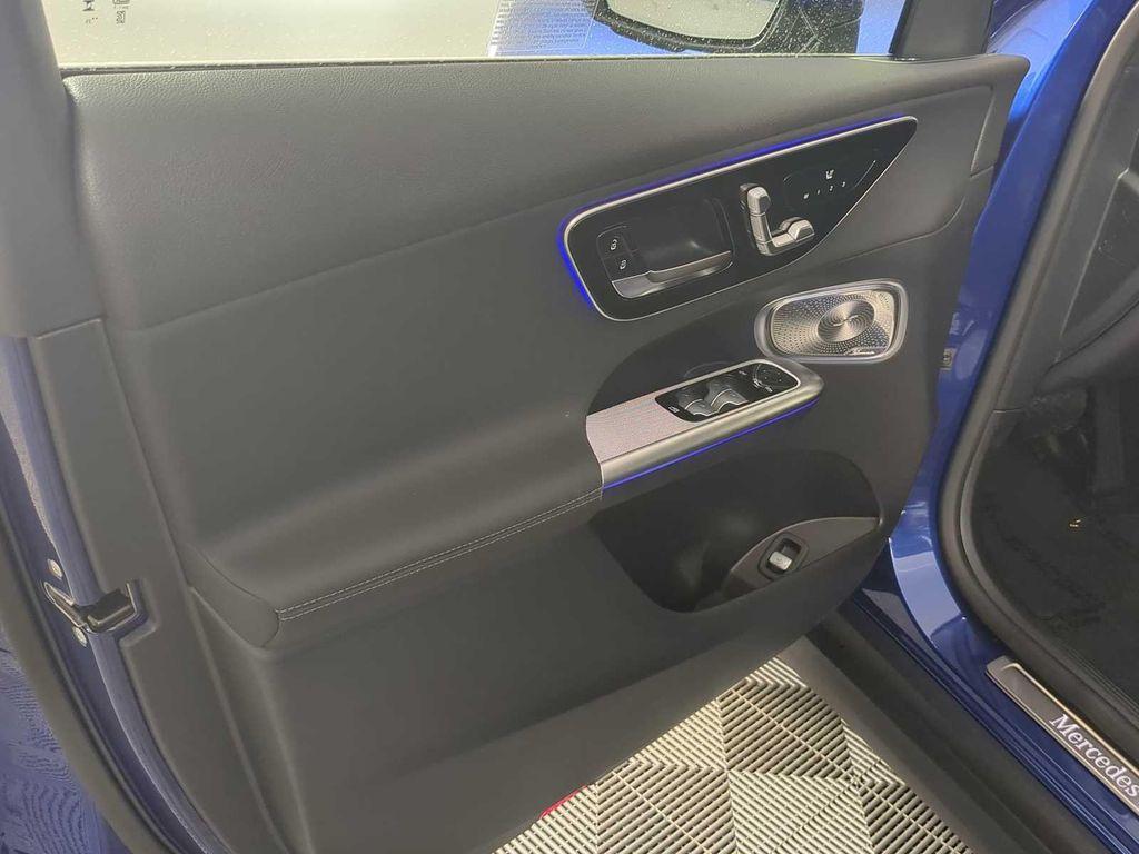 new 2026 Mercedes-Benz GLC 300 car, priced at $59,675