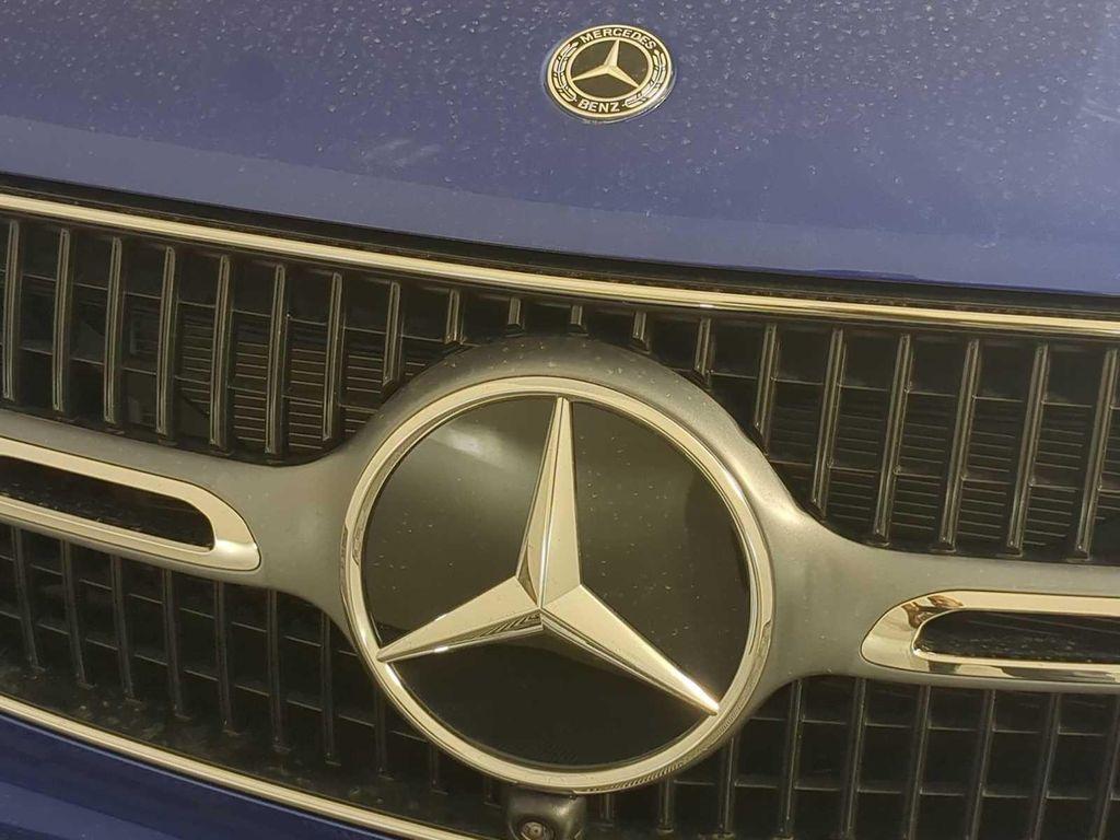 new 2026 Mercedes-Benz GLC 300 car, priced at $59,675