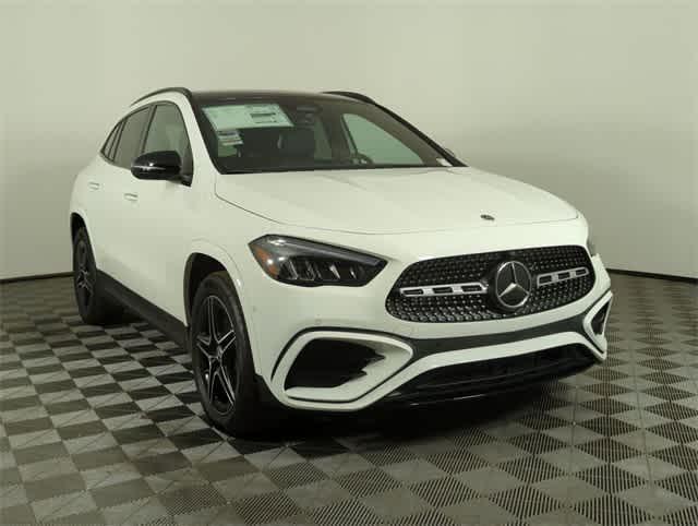 used 2025 Mercedes-Benz GLA 250 car, priced at $42,998