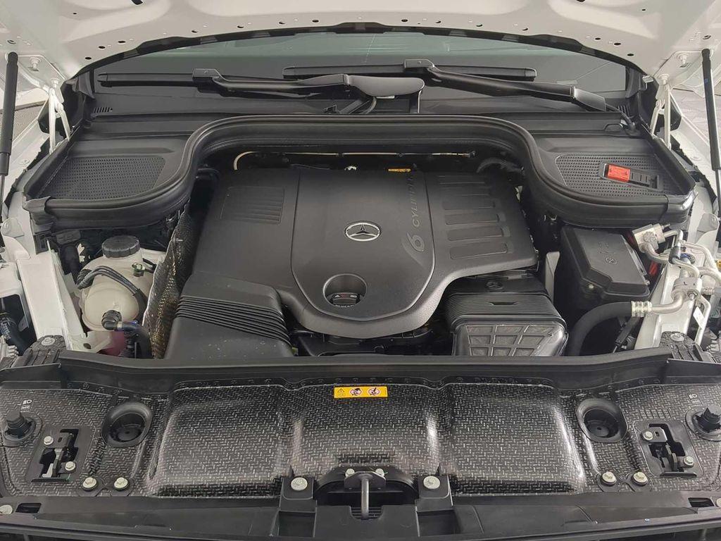 new 2026 Mercedes-Benz GLS 450 car, priced at $105,320