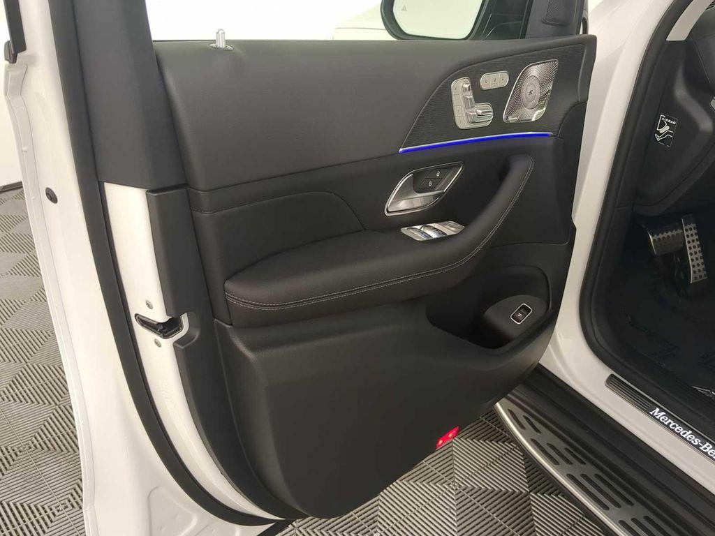 new 2026 Mercedes-Benz GLS 450 car, priced at $105,320