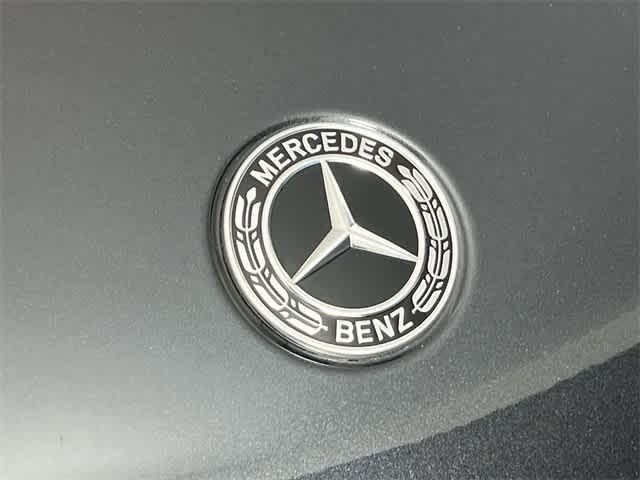 new 2024 Mercedes-Benz GLC 300 car, priced at $58,685