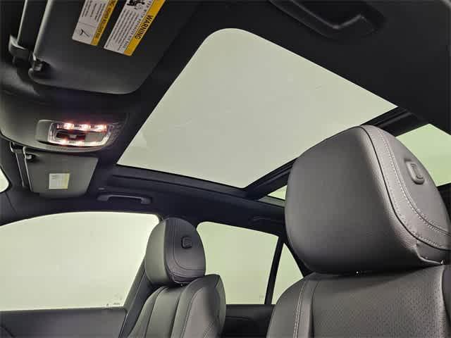 used 2025 Mercedes-Benz GLE 450 car, priced at $72,998